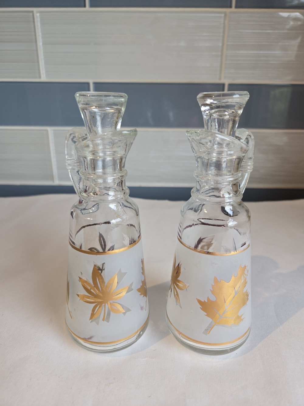 Anchor Hocking Starlyte Glass Cruet Set with Gold Leaf Motif